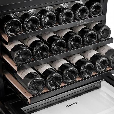 Купить встраиваемый винный шкаф Libhof Connoisseur CK-24 black