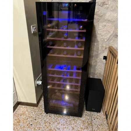 Купить отдельностоящий винный шкаф Dunavox DXFH-54.150