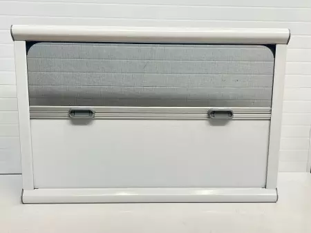 MobileComfort W7040R3, 700*400mm, Окно откидное, шторка рулонная, антимаскитка