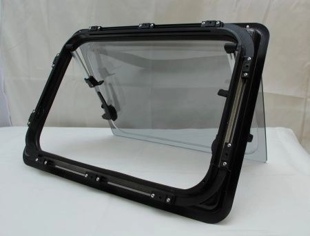 MobileComfort W1060R, 1000х600mm, Окно откидное, шторка рулонная, антимаскитка