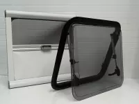 MobileComfort W8050R3, 800*500mm, Окно откидное для транспортных средств, шторка рулонная, антимаскитка